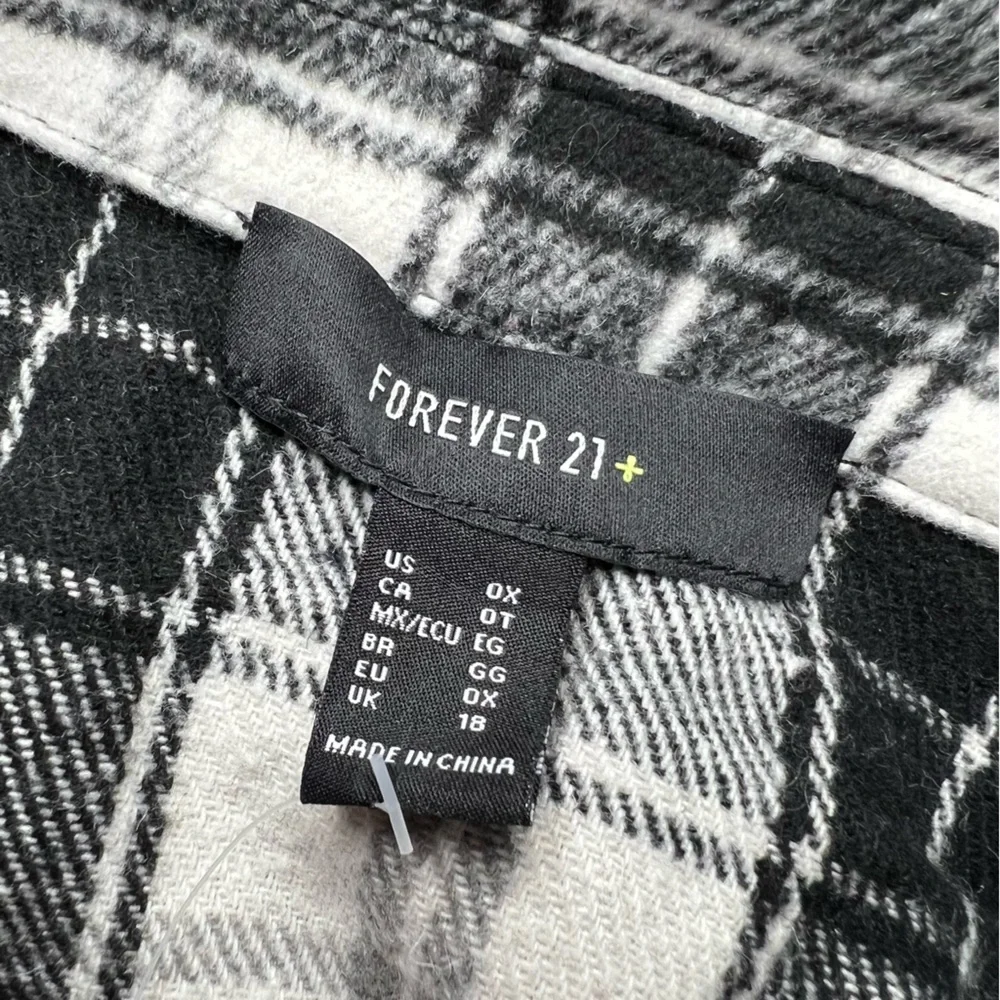 Forever 21 Plaid Shacket Size 0X NWT Boho Bohemian Plus Size Curvy - Picture 12 of 15
